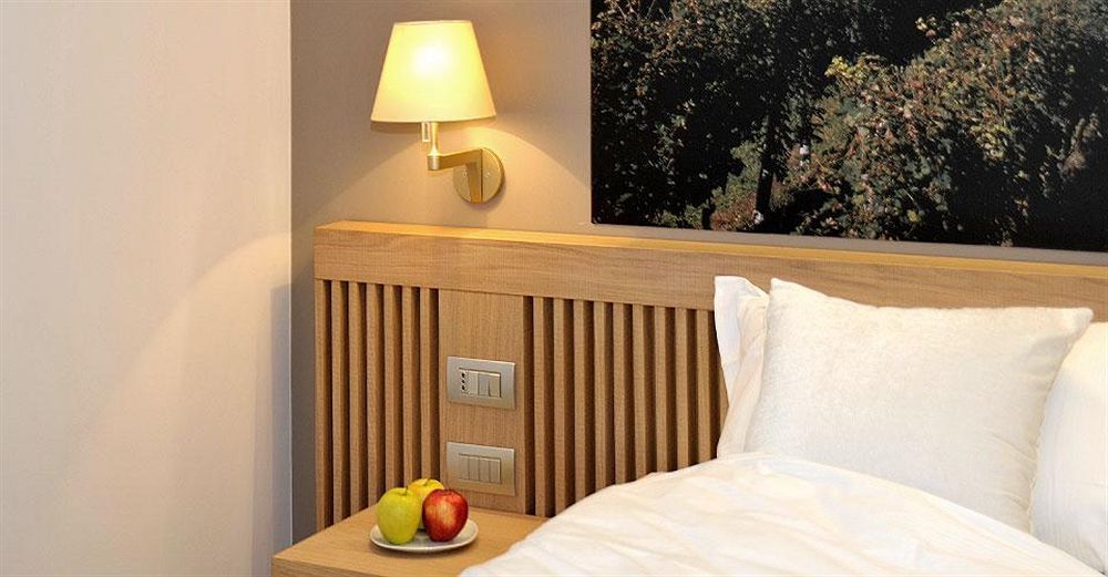 Wine Hotel Retici Balzi Poggiridenti Luaran gambar